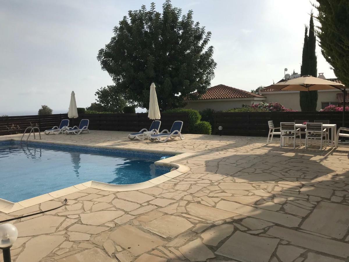 Villa Lilly Peyia Exterior foto