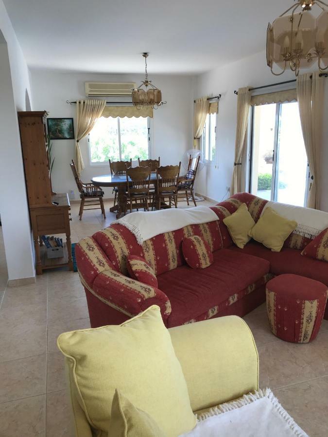 Villa Lilly Peyia Exterior foto